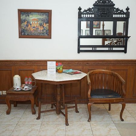 Rumah Pesik Art Heritage Gondowulung Exteriör bild